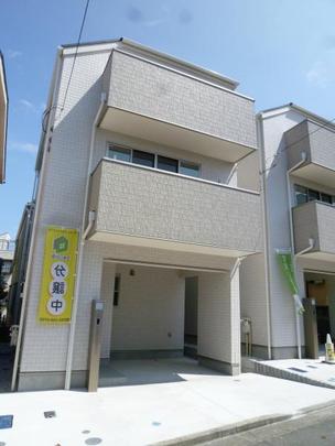 Local appearance photo. Example of construction Appearance 1