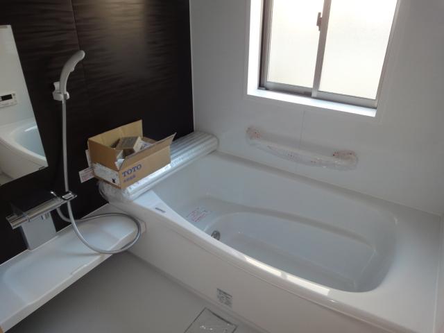 Same specifications photo (bathroom)
