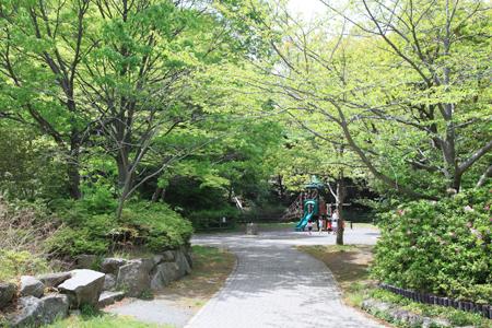 park. The basis 呑公 1194m to Garden