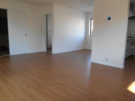 Living. Indoor (12 May 2013) Shooting