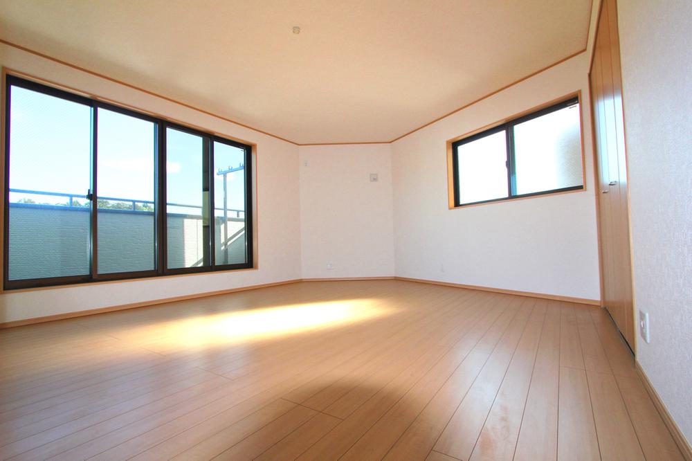 Living. 4 Building room (September 2013) Shooting