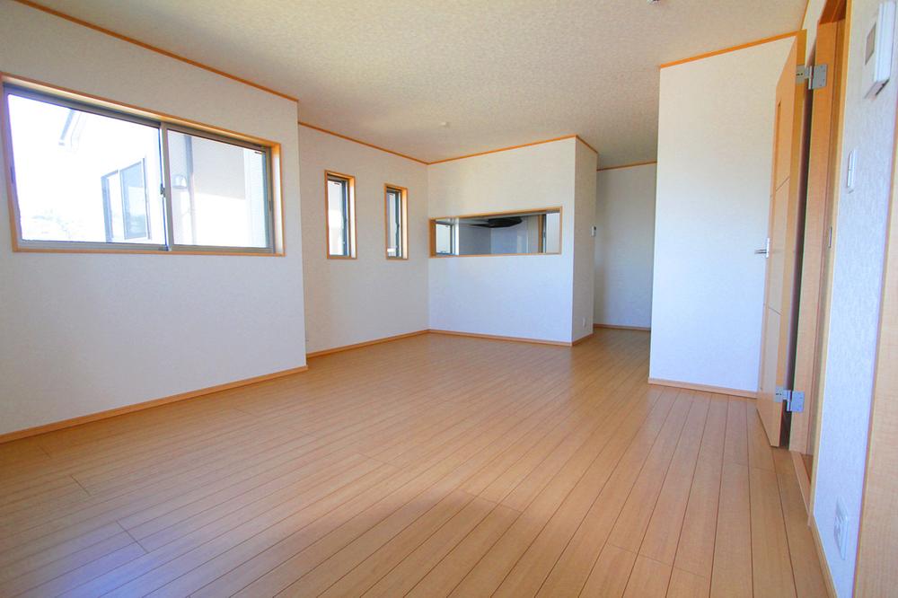 Living. 1 Building room (September 2013) Shooting