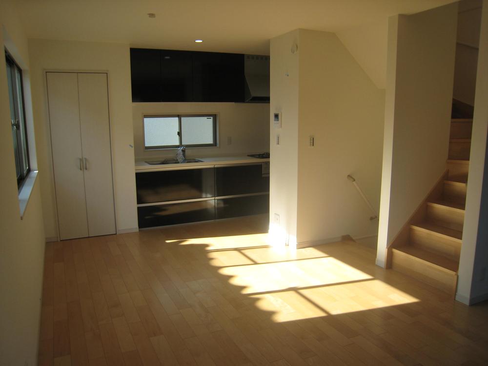 Living. Indoor (11 May 2013) Shooting