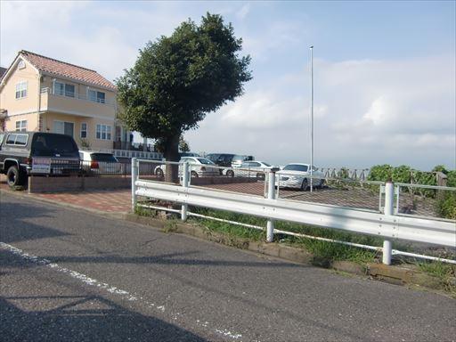 Local photos, including front road. Local (09 May 2013) Shooting