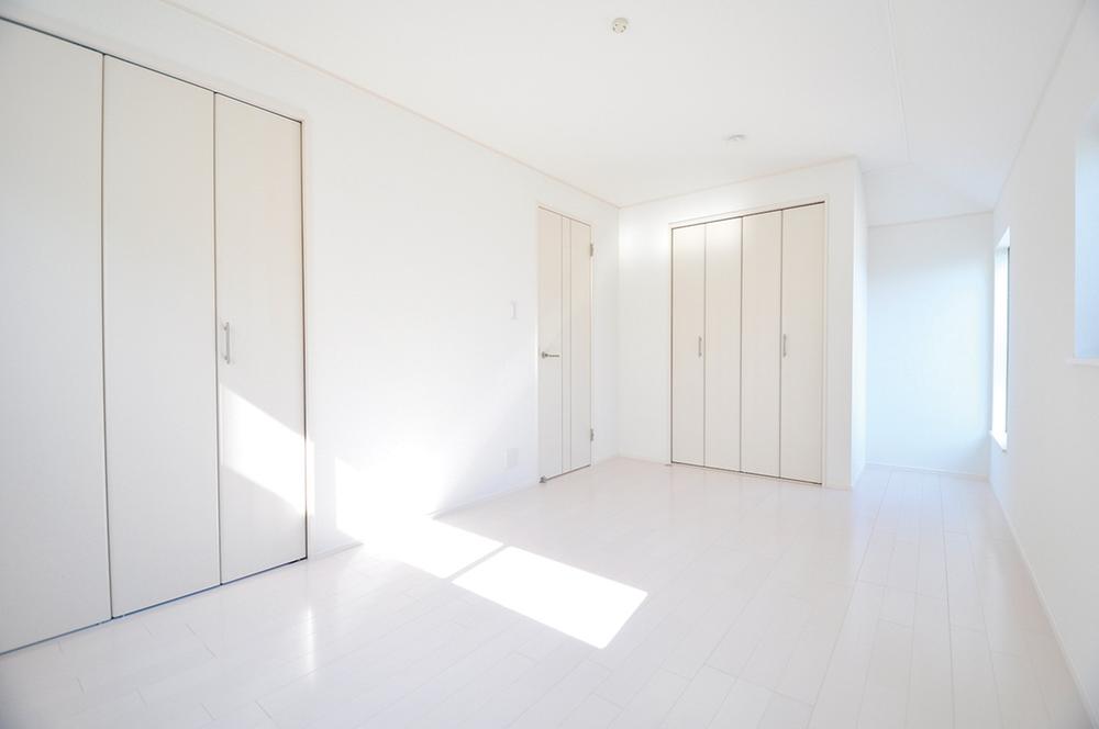 Same specifications photos (Other introspection). The company construction cases