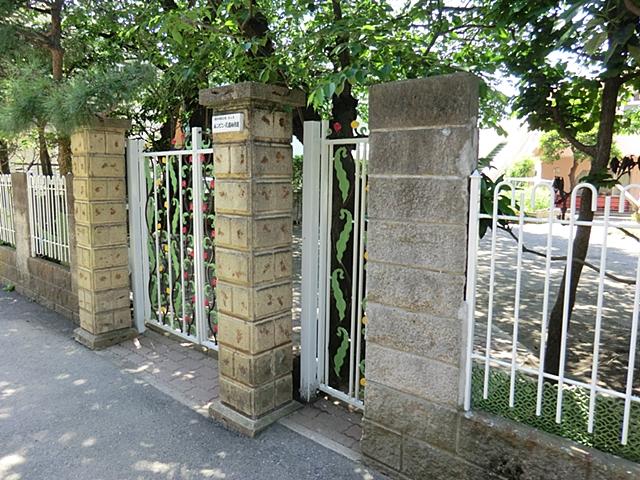 kindergarten ・ Nursery. Lumbini Garden to kindergarten 900m