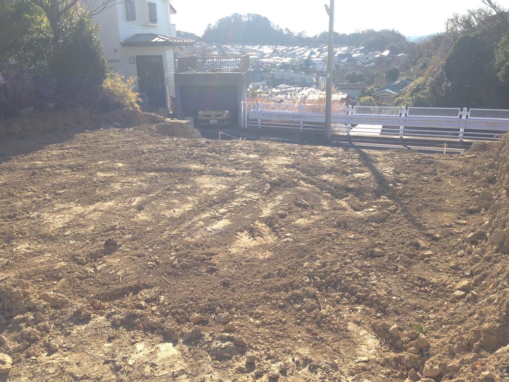 View photos from the local. View from the site (January 2014) Shooting