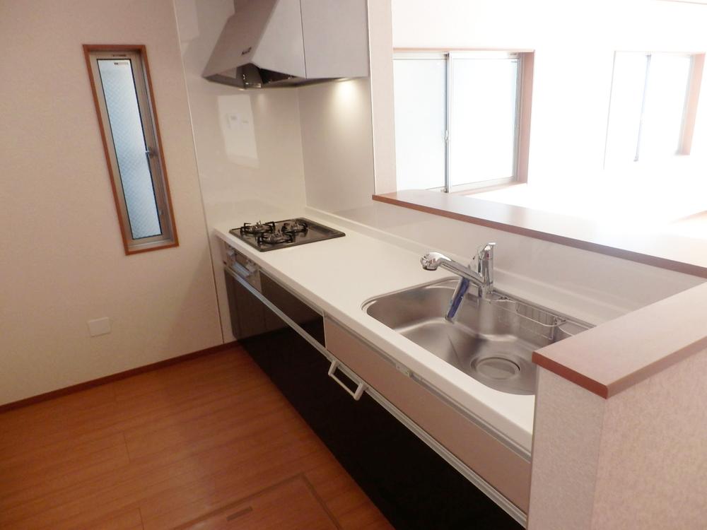 Same specifications photo (kitchen). While enjoying a conversation in the family face-to-face kitchen where dishes can be! Excellent usability in a spread! (The company specification example)