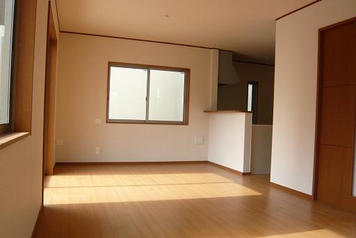 Living. Bright living room! 