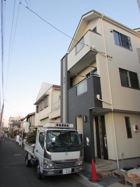 Local appearance photo