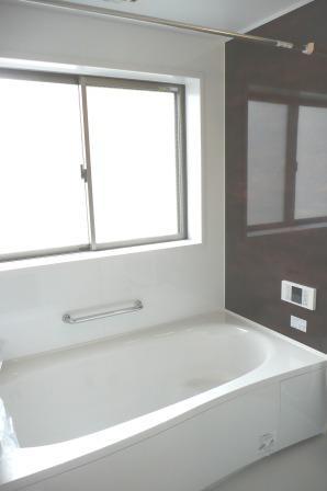 Bathroom. Indoor (12 May 2013) Shooting