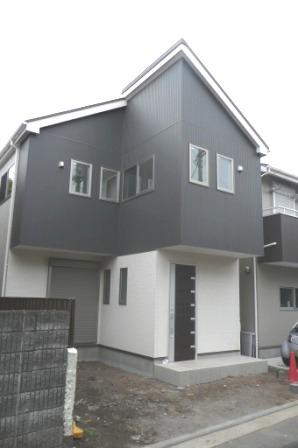 Local appearance photo. Local (12 May 2013) Shooting