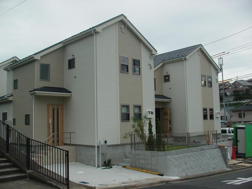 Same specifications photos (appearance). I am looking forward to finished in a nice appearance! 