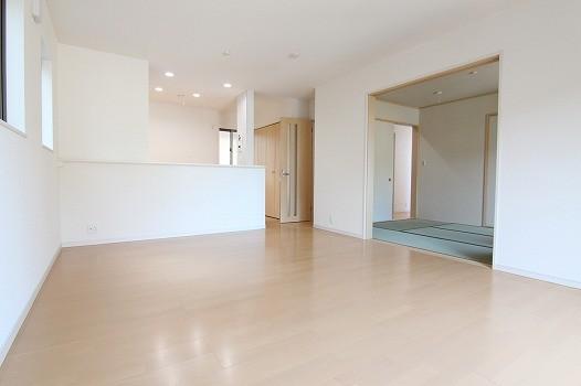 Same specifications photos (living). The company construction cases