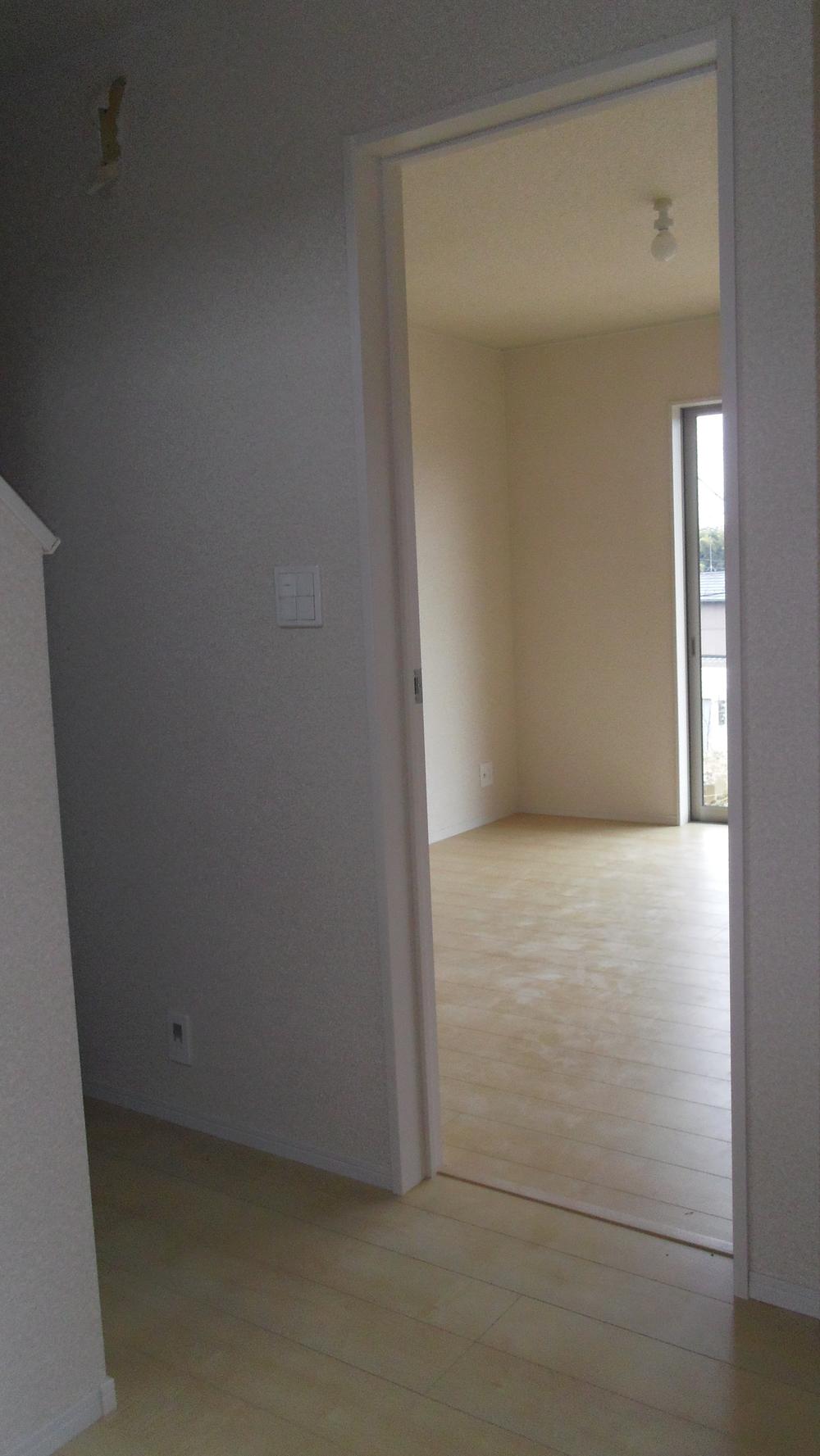 Living. Local (11 May 2013) Shooting