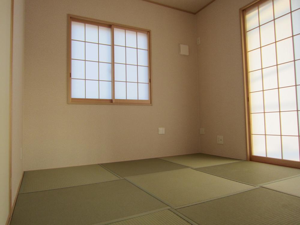 Non-living room. Indoor (12 May 2013) Shooting