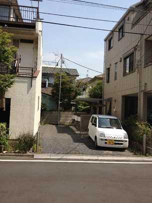 Local land photo.  ■ Shooting the local from the south road (with the current state Furuya ・ Look at the back of the current state delivery) Parking