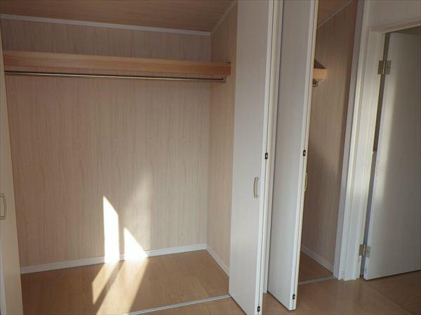 Receipt. Western-style housing