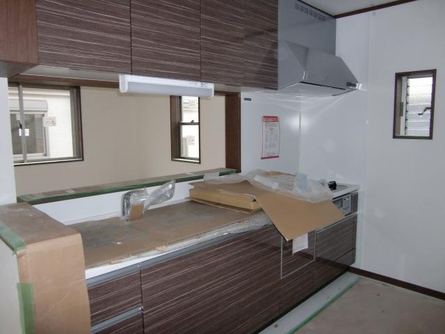 Kitchen. Local (11 May 2013) Shooting