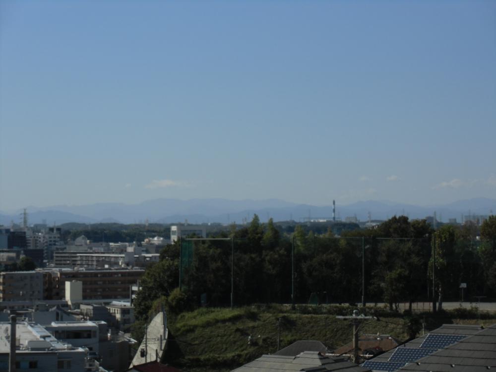 View photos from the dwelling unit. View from local (09 May 2013) Shooting