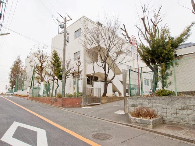 Junior high school. 1220m to Yokohama Municipal Hiyoshidai West Junior High School