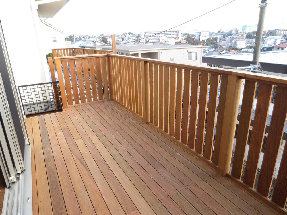 Other. Building 2 Wood deck (November 2013) Shooting