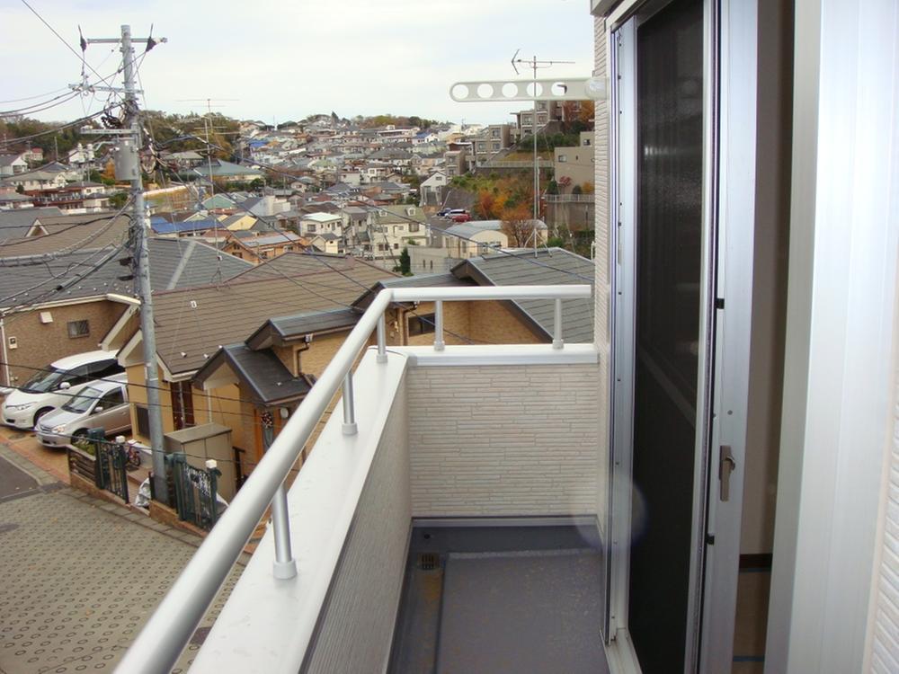 View photos from the dwelling unit. View from the site (November 2013) Shooting. View of good local