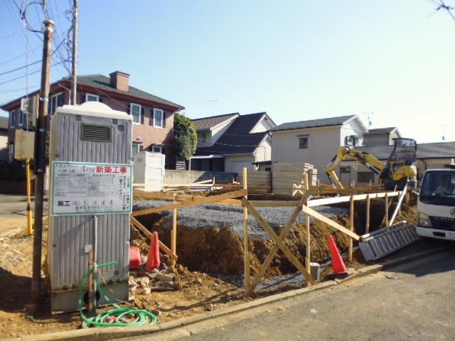 Local appearance photo. Local shooting