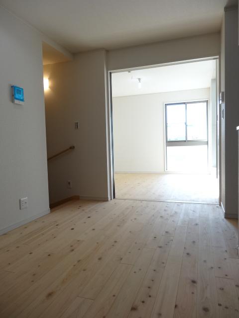 Living. Indoor (12 May 2013) Shooting