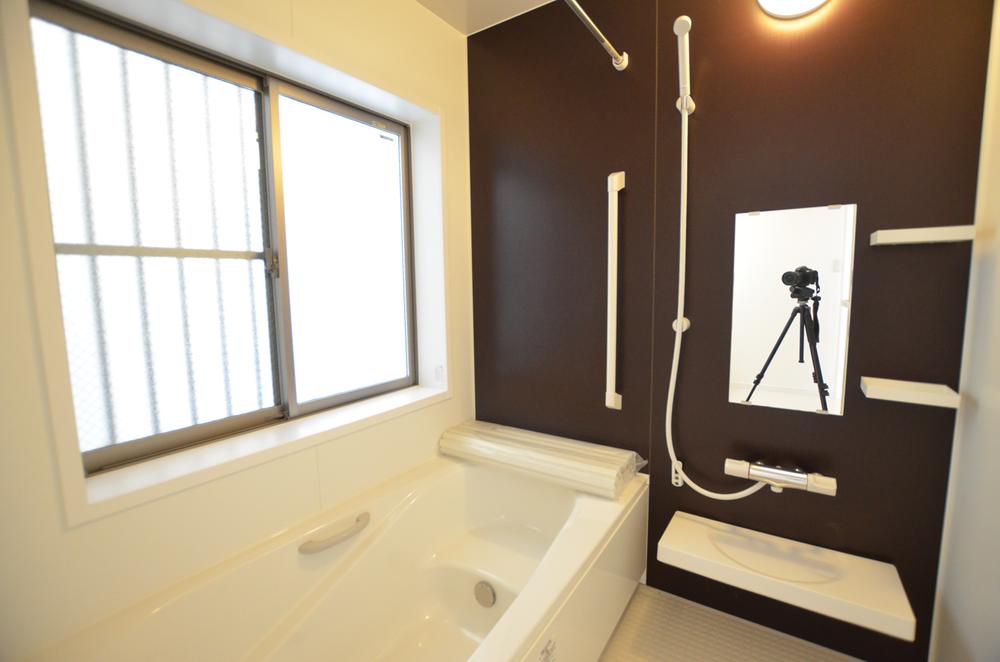 Bathroom. Indoor (11 May 2013) Shooting