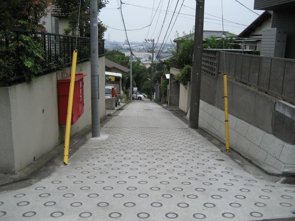 Local photos, including front road. Local (July 2013) Shooting