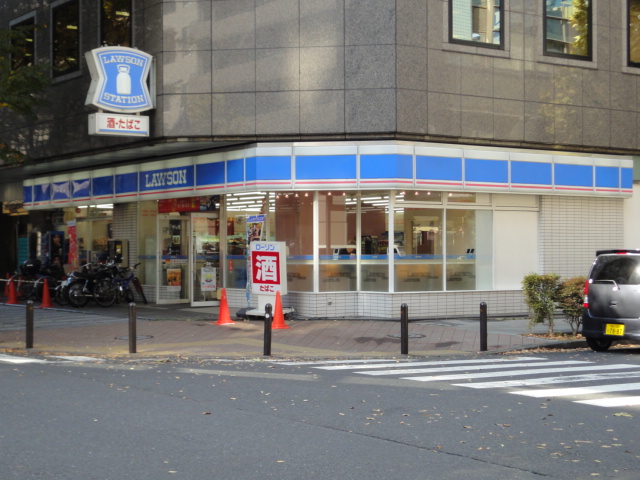 Convenience store. 150m until Lawson Shin-Yokohama 3-chome (convenience store)