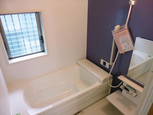 Bathroom. Indoor (October 4, 2013) Shooting