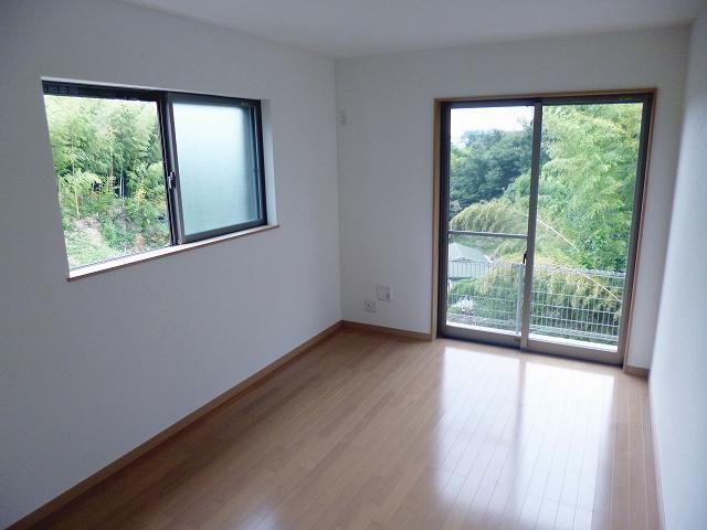 Non-living room. Indoor (October 4, 2013) Shooting