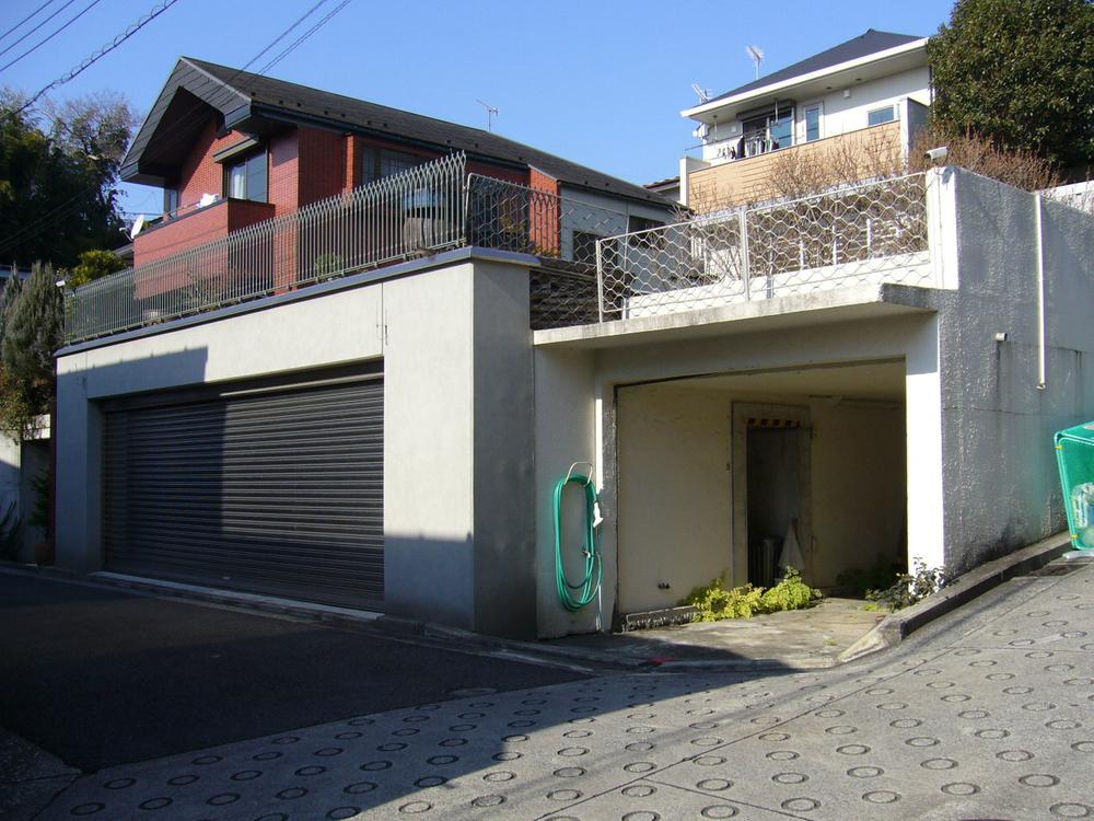 Local photos, including front road. Local (May 2013) Shooting