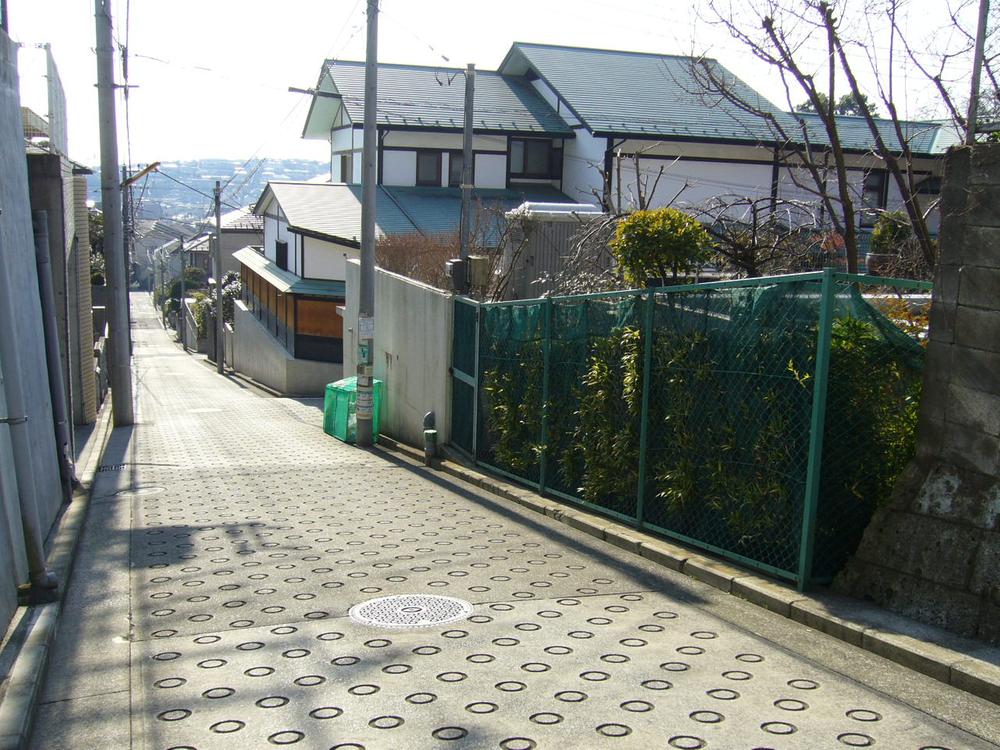 Local photos, including front road. Local (May 2013) Shooting