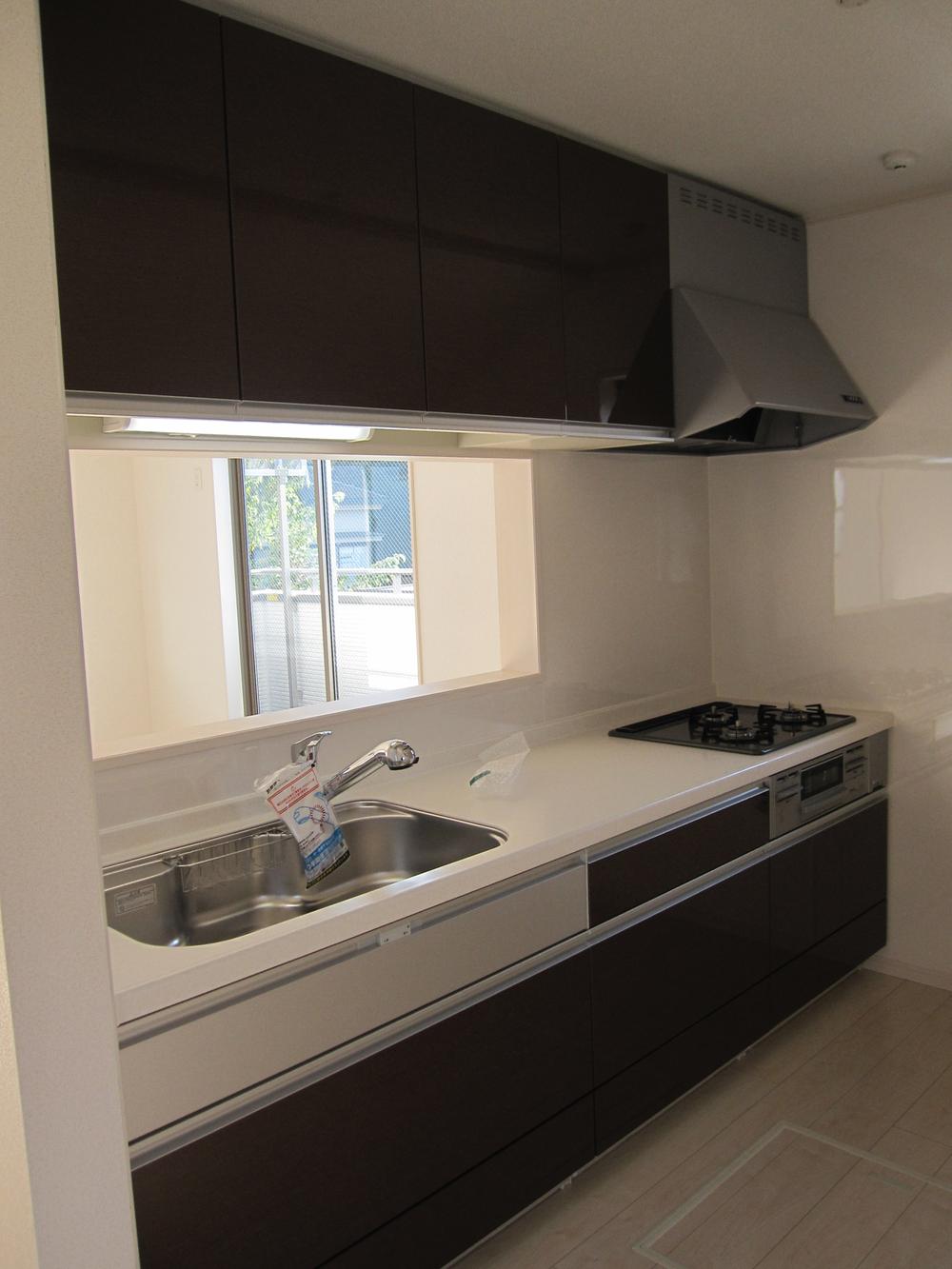 Kitchen. (December 2013) Shooting