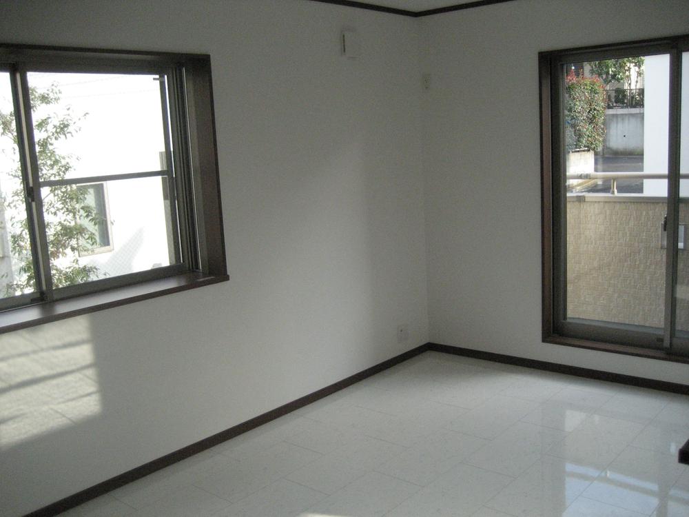 Living. Indoor (11 May 2013) Shooting