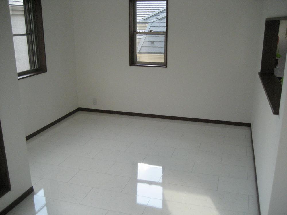 Non-living room. Indoor (11 May 2013) Shooting