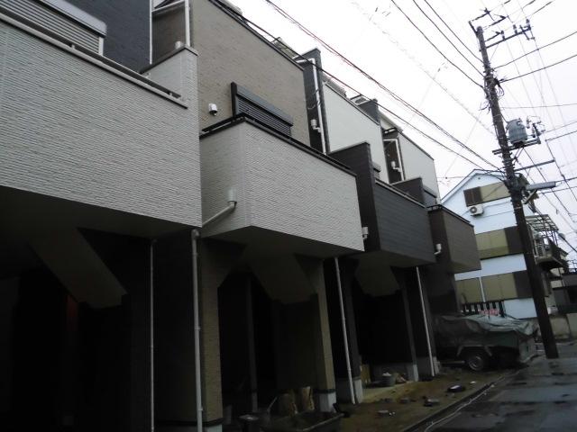 Local photos, including front road