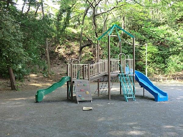 park. 600m until Shinohara-cho Egetani park