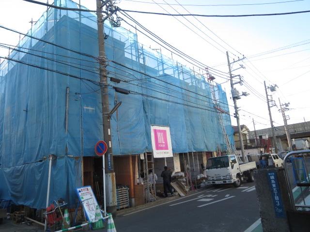 Local appearance photo. Local (11 May 2013) Shooting