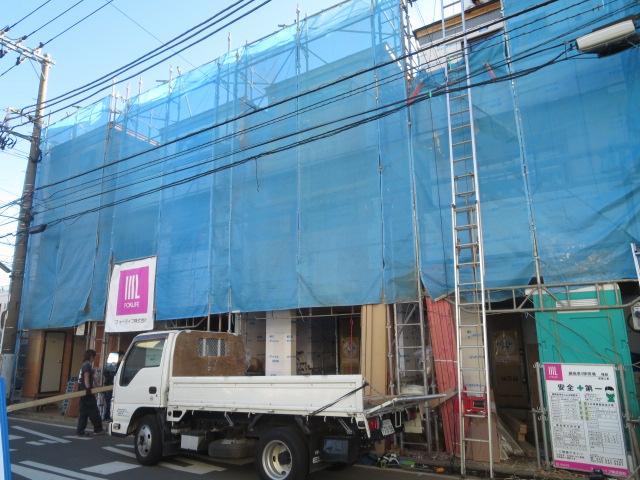 Local appearance photo. Local (11 May 2013) Shooting