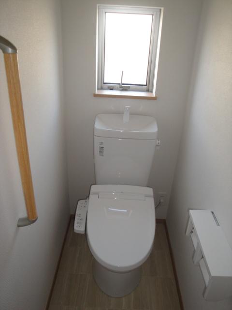 Toilet.  [I Building] Indoor (11 May 2013) Shooting