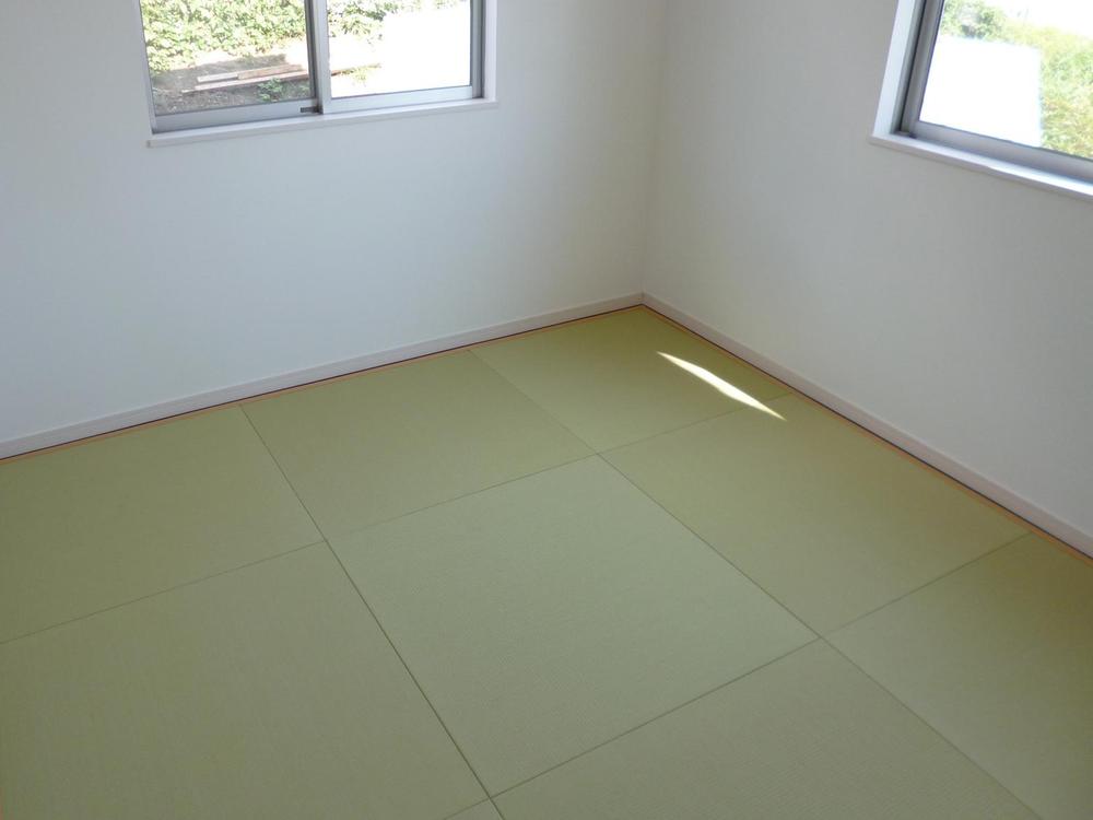 Non-living room. 4 Building Japanese-style room