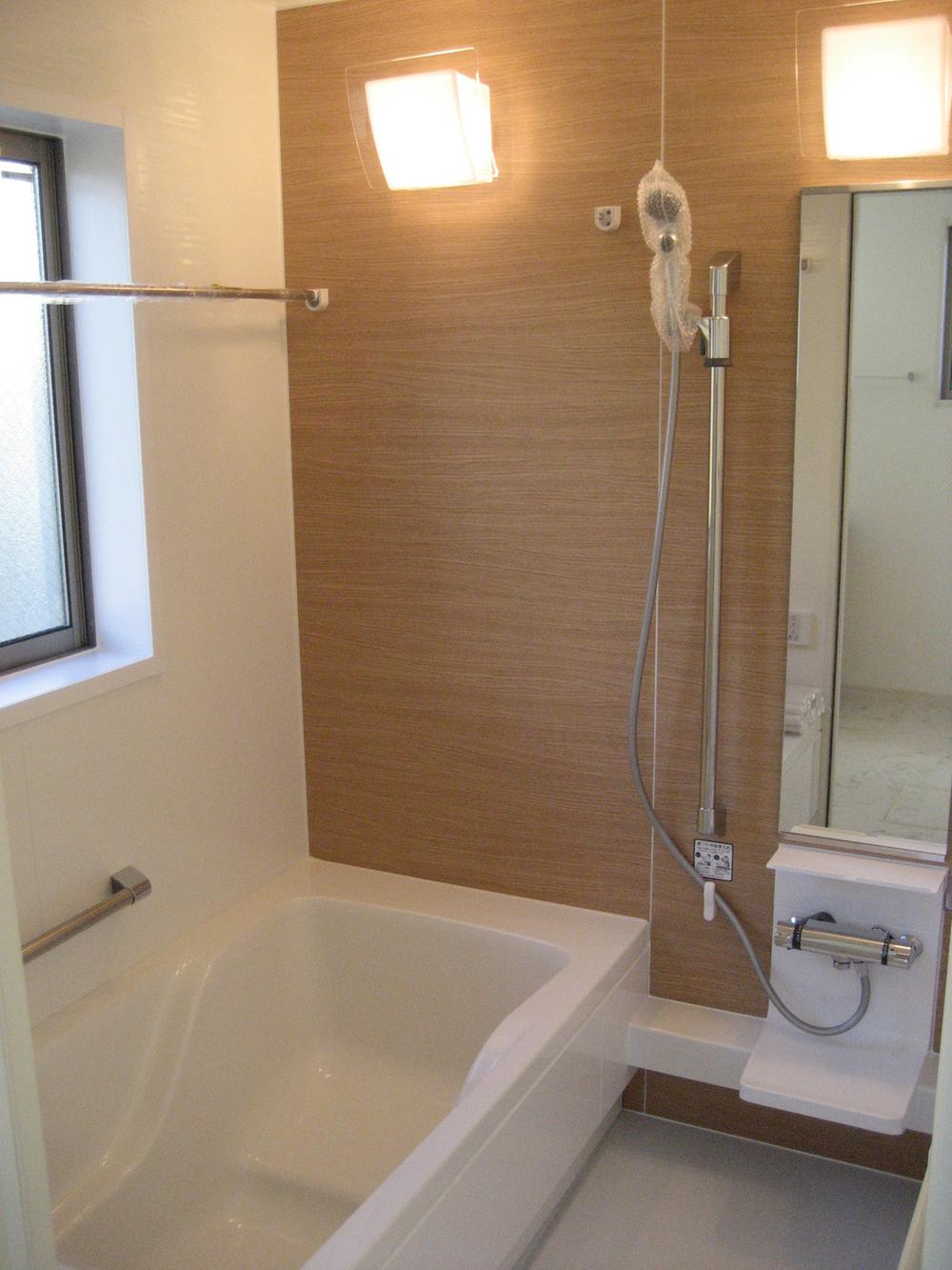 Bathroom. Indoor (12 May 2013) Shooting