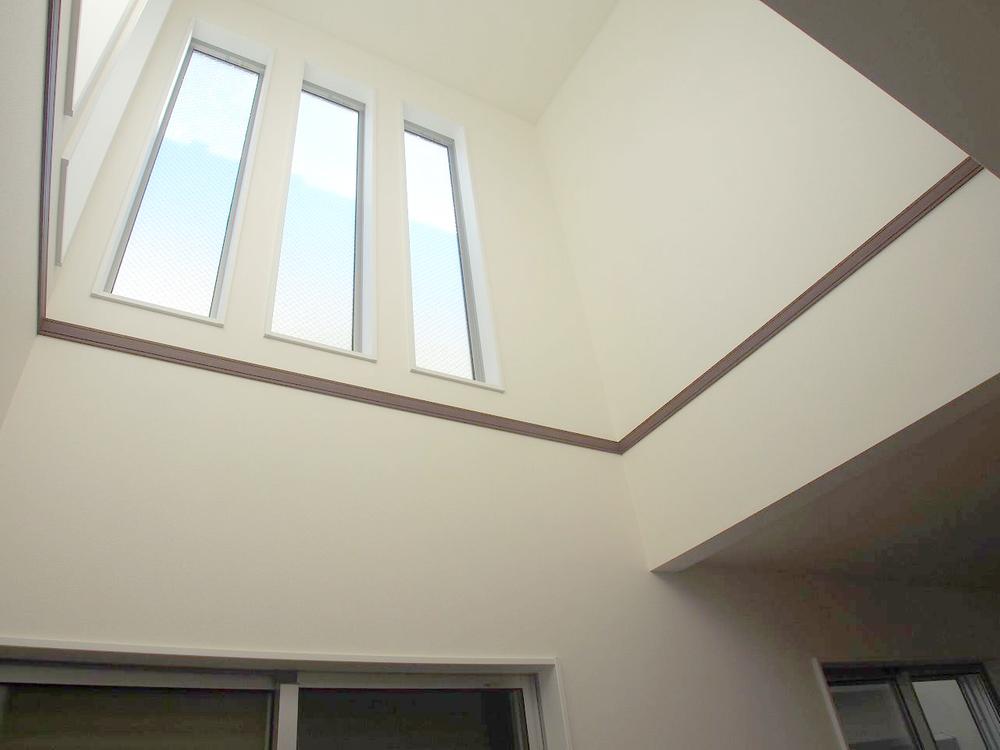 Other introspection. Building 2 indoor atrium (December 2013) Shooting