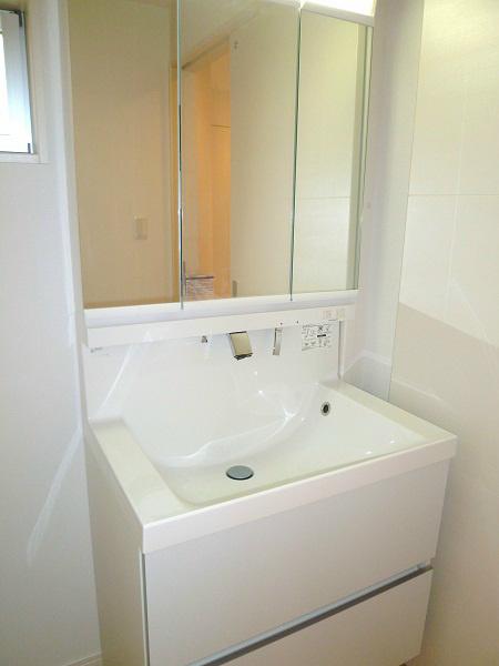 Other. Washstand image