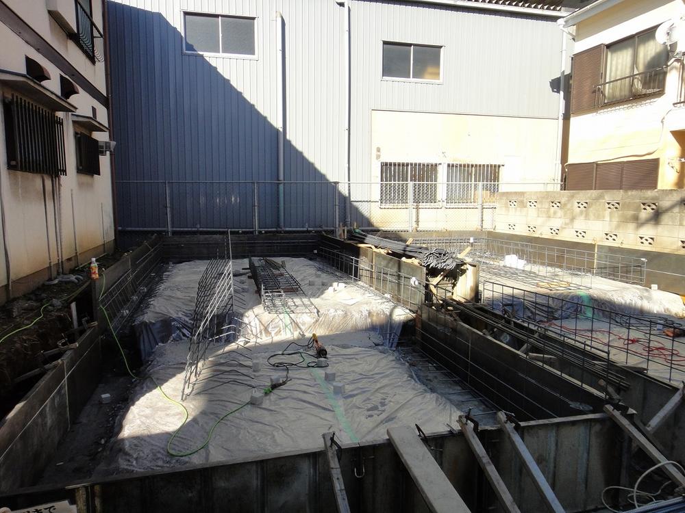 Local appearance photo. Local (12 May 2013) Shooting