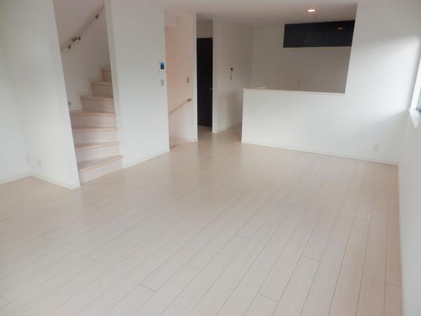 Same specifications photos (living). The company specification example  Living photo